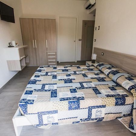 Albergo Aduepassi & Servizio Bike Shuttle Фінале-Лігуре Екстер'єр фото