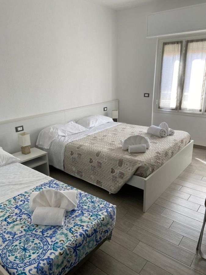 Albergo Aduepassi & Servizio Bike Shuttle Фінале-Лігуре Екстер'єр фото