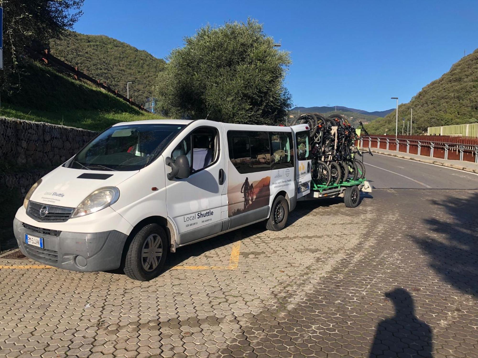 Albergo Aduepassi & Servizio Bike Shuttle Фінале-Лігуре Екстер'єр фото